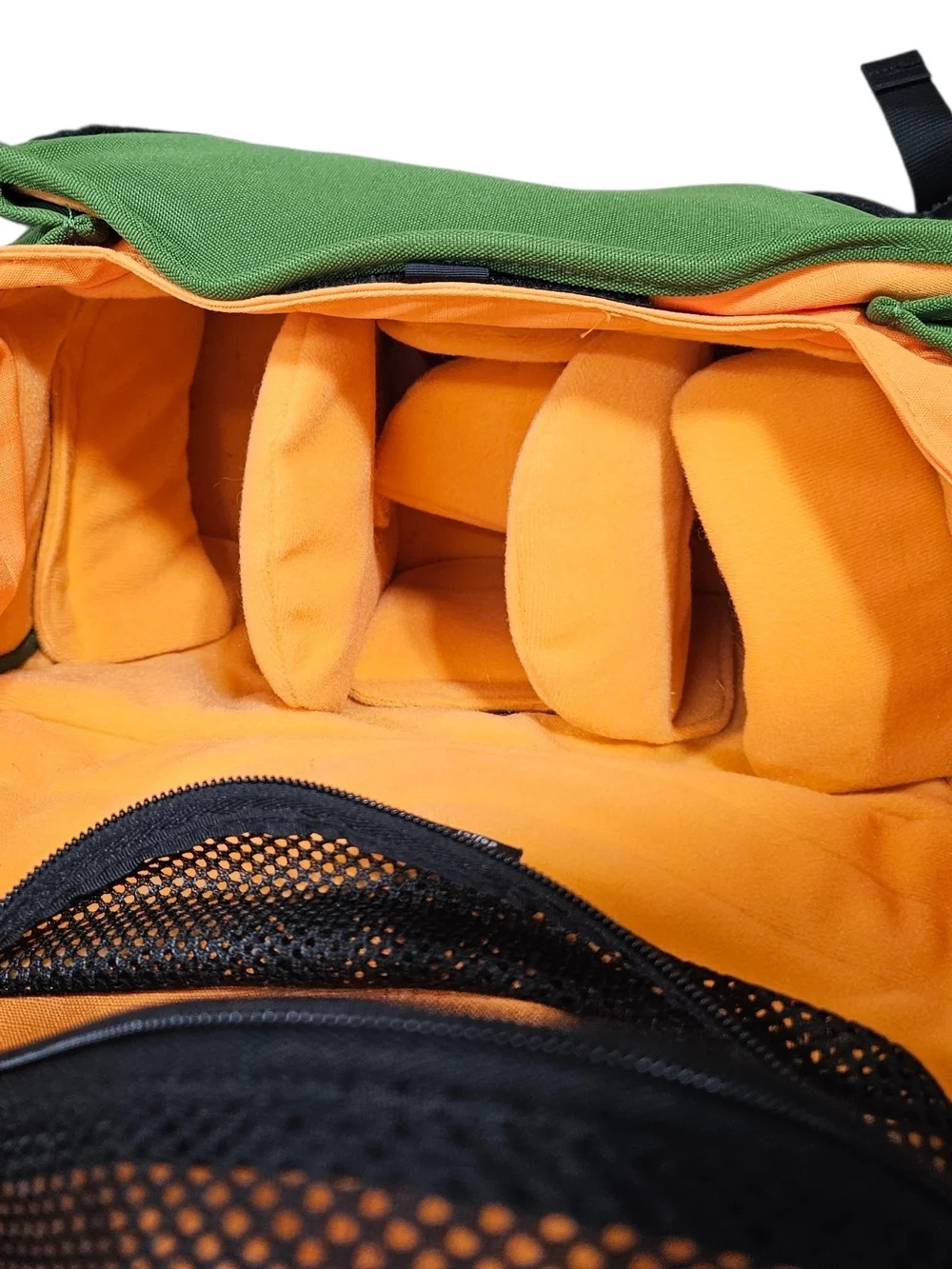 Crumpler 7 Million Dollar Home camera bag